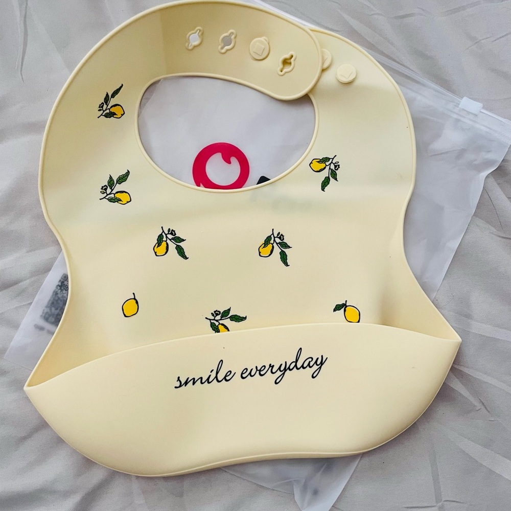 Silicone Bib *NEW